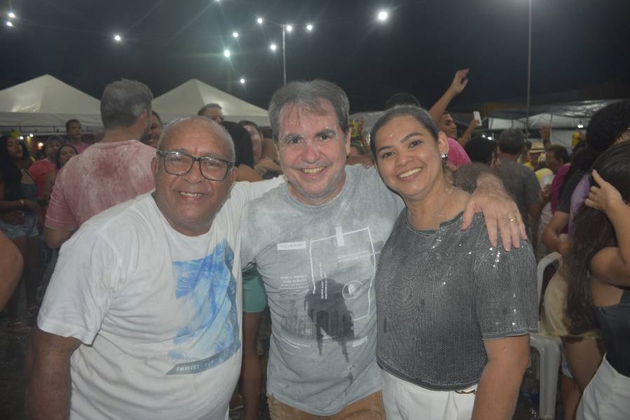 Carnaval em Angical: multidão celebra festa com muita alegria e tradição