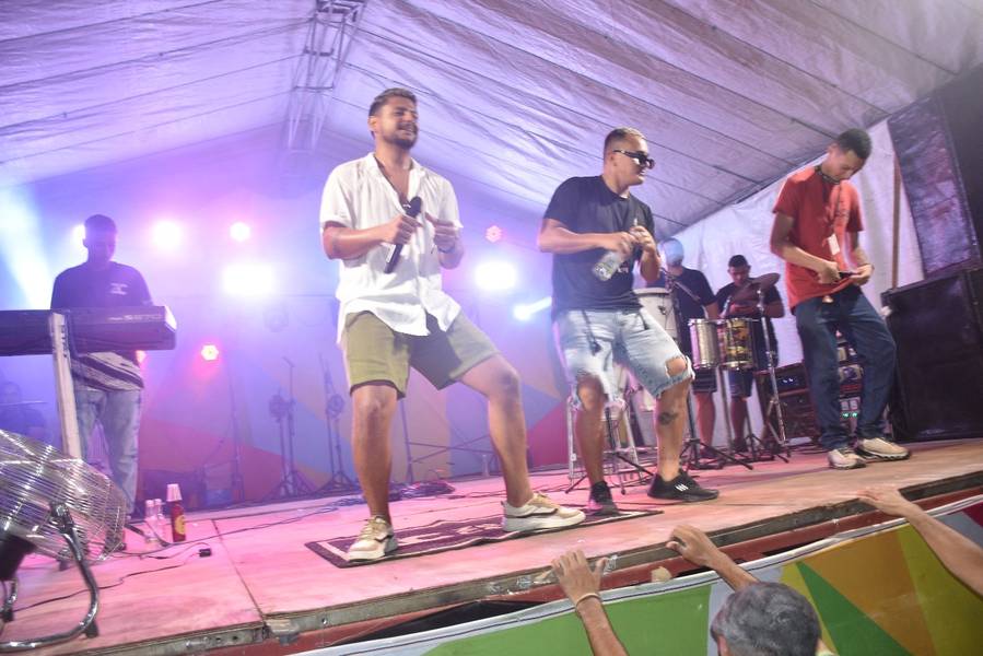 Carnaval em Angical: multidão celebra festa com muita alegria e tradição