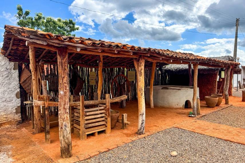 Centro de Memórias dos Povos da Serra da Capivara Centro de Memórias dos Povos da Serra da Capivara