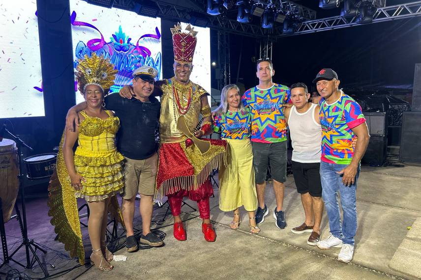 Demerval Lobão celebra a maior Segundona de Carnaval com multidão nas ruas Demerval Lobão celebra a maior Segundona de Carnaval com multidão nas ruas