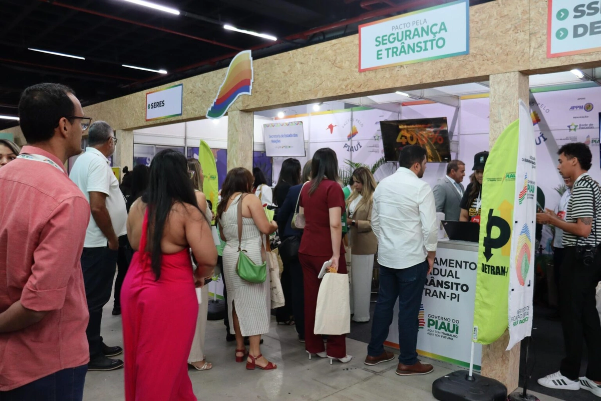 Detran atendeu mais de 100 prefeitos e fortaleceu pactos do governo com cidades do Piauí