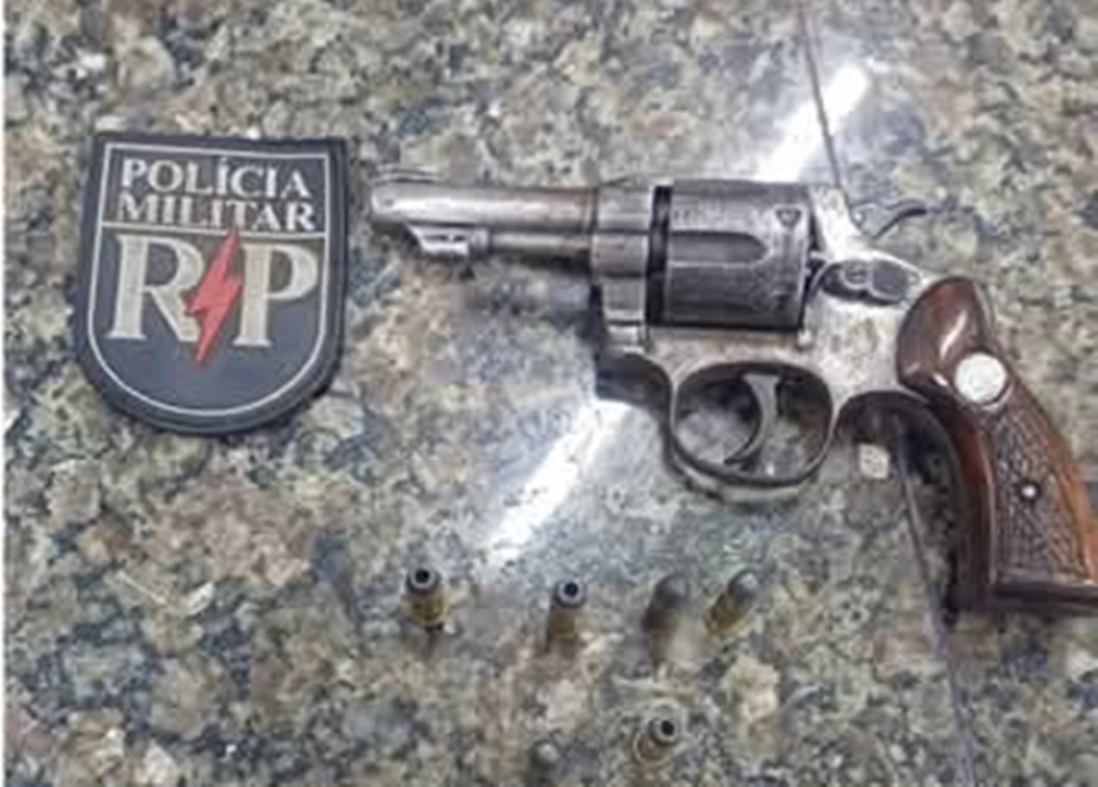 Dupla é presa em loja de carros após realizar série de assaltos em Timon