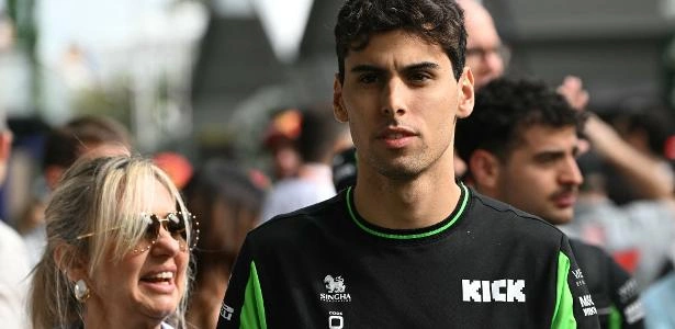 Gabriel Bortoleto bate em estreia na F1 durante GP da Austrália