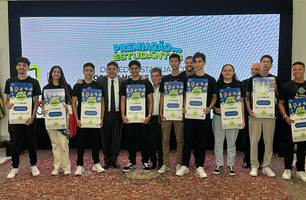 Governo do Piauí premia estudantes com melhor desempenho no Enem 2024 (Foto: Conecta Piauí) Governo do Piauí premia estudantes com melhor desempenho no Enem 2024 (Foto: Conecta Piauí)