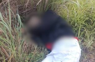 Homem é encontrado morto com mãos amarradas próximo ao Rodoanel de Teresina (Foto: Reprodução) Homem é encontrado morto com mãos amarradas próximo ao Rodoanel de Teresina (Foto: Reprodução)