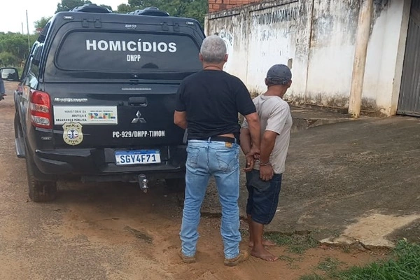 Homem é preso em Matões após cortar companheira grávida com garrafa de vidro
