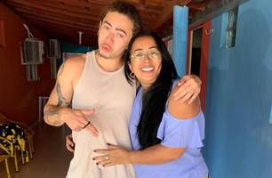 Mãe de Whindersson Nunes faz declaração comovente sobre situação do filho (Foto: Reprodução)