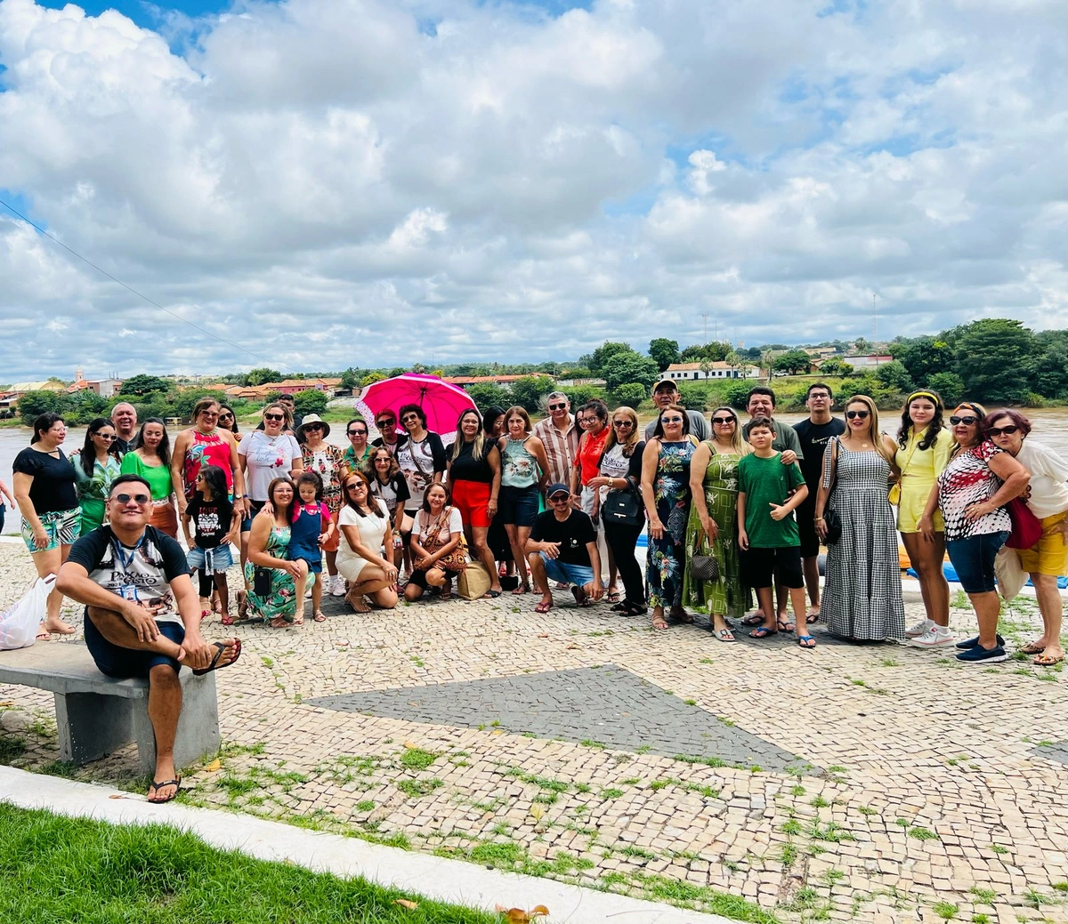 Paixão de Cristo de Floriano atrai caravanas de diferentes cidades e estados