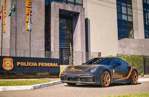 Porsche transformada em viatura da PF em SC (Foto: Polícia Federal/Divulgação)