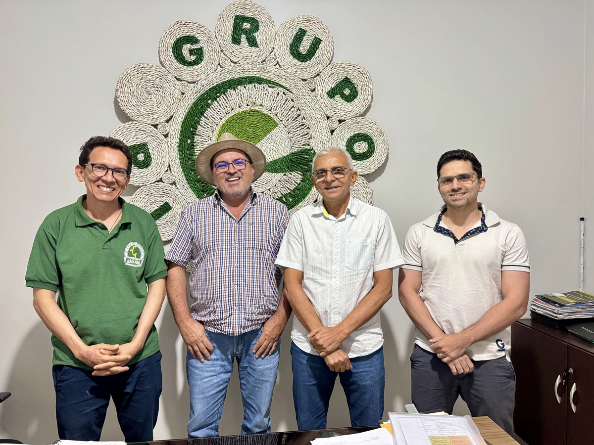 Prefeito Agamenon Franco discute implantação de usina de etanol e apoio a produtores rurais