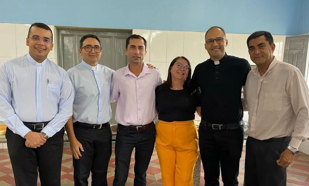 Prefeito de Paulista participa da implementação do ‘Pacto Educativo Global’