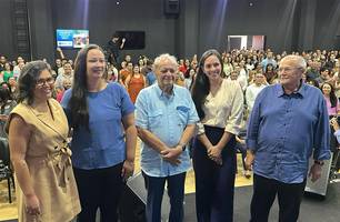 Prefeito Silvio Mendes empossa 940 concursados para reforçar a saúde de Teresina (Foto: Conecta Piauí) Prefeito Silvio Mendes empossa 940 concursados para reforçar a saúde de Teresina (Foto: Conecta Piauí)