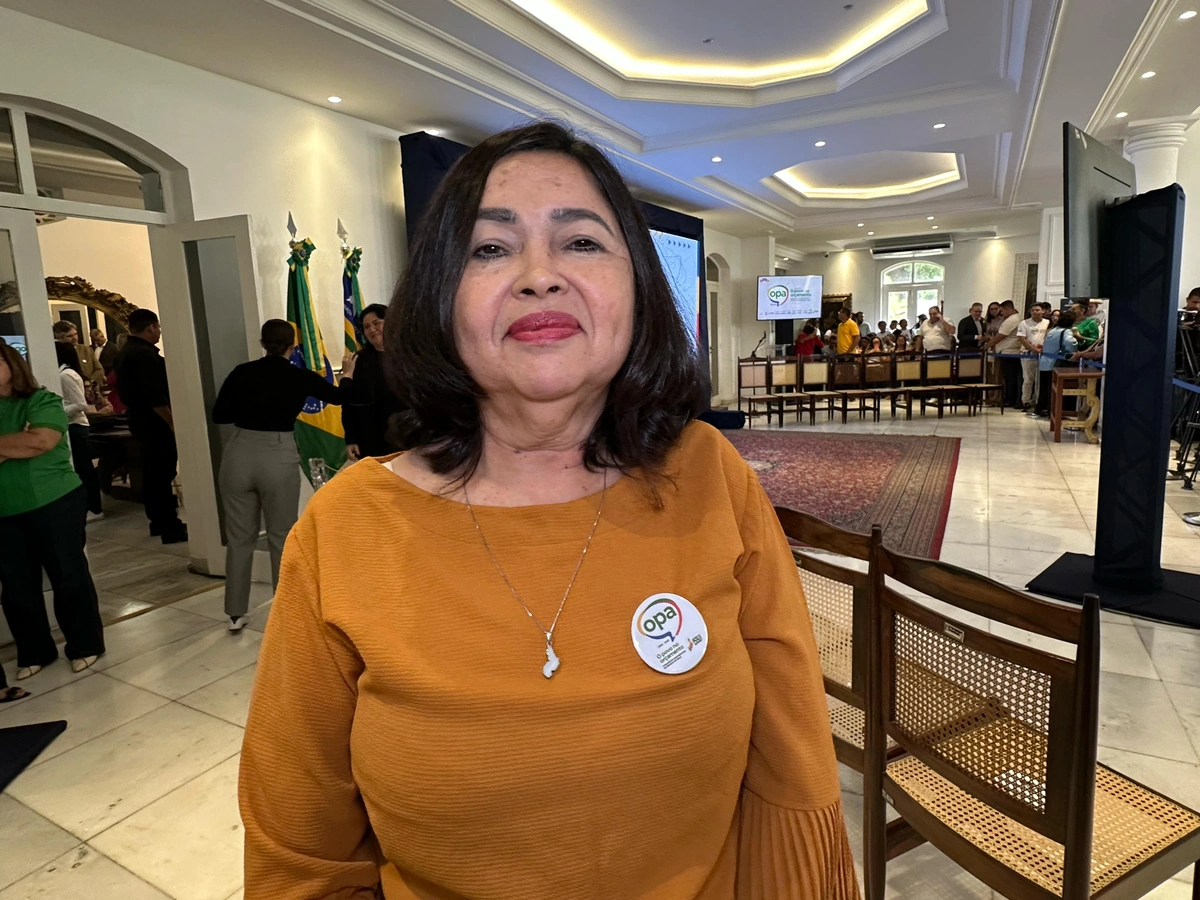 Secretária de Relações Sociais, Núbia Lopes