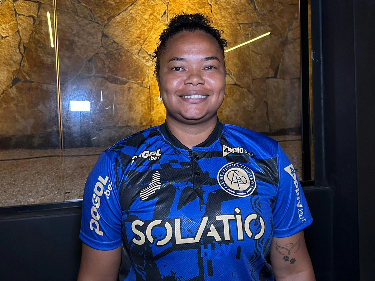 Técnica Renata Costa