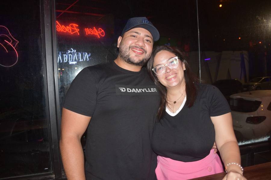 Zero Grau tem noite animada de rock nesta sexta-feira (7)