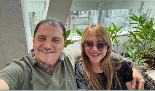 Acima Rubens Pereira com a esposa, a ex-prefeita de Matões, Sueli Pereira, em São Paulo