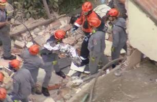 Bebê morre após desabamento de casa na Zona Norte de SP; suspeita é de explosão de gás (Foto: Reprodução/TV Globo)