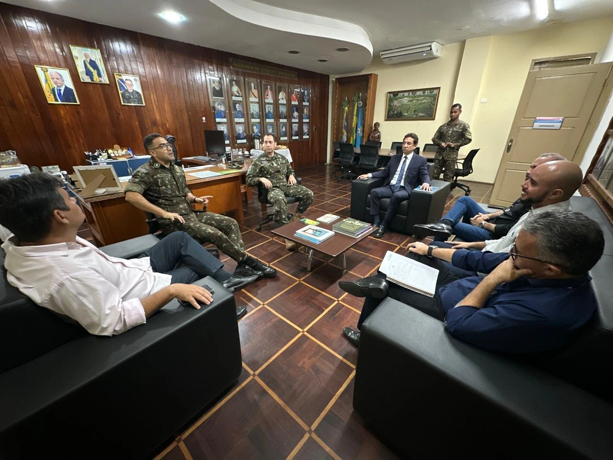 Codevasf e Prefeitura de THE firmam parceria com Exército: plantio de 40 mil mudas