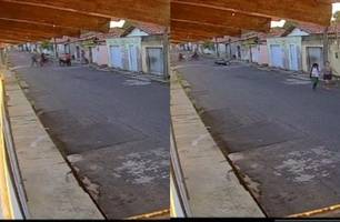 Criminosos cometem dois assaltos em menos de um minuto na zona Norte de Teresina (Foto: Reprodução) Criminosos cometem dois assaltos em menos de um minuto na zona Norte de Teresina (Foto: Reprodução)