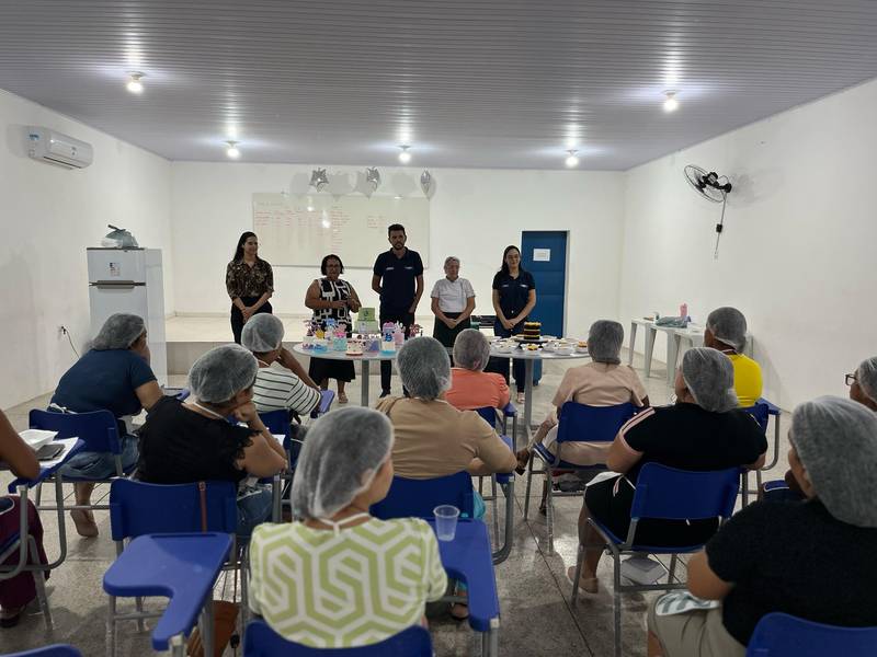 Curso de confeitaria capacita novos empreendedores em Demerval Lobão