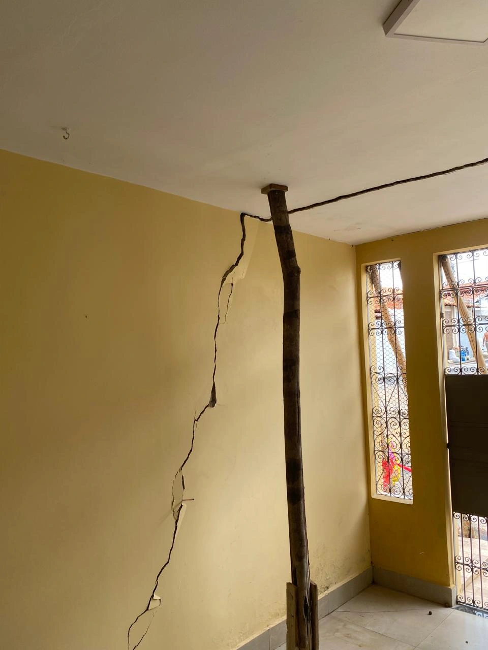 Defesa Civil interdita residência com estrutura comprometida na zona Sul de Teresina