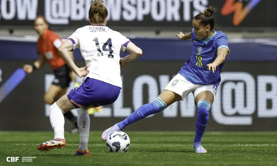 Em 1º amistoso do ano, seleção feminina perde por 2 a 0 para os EUA