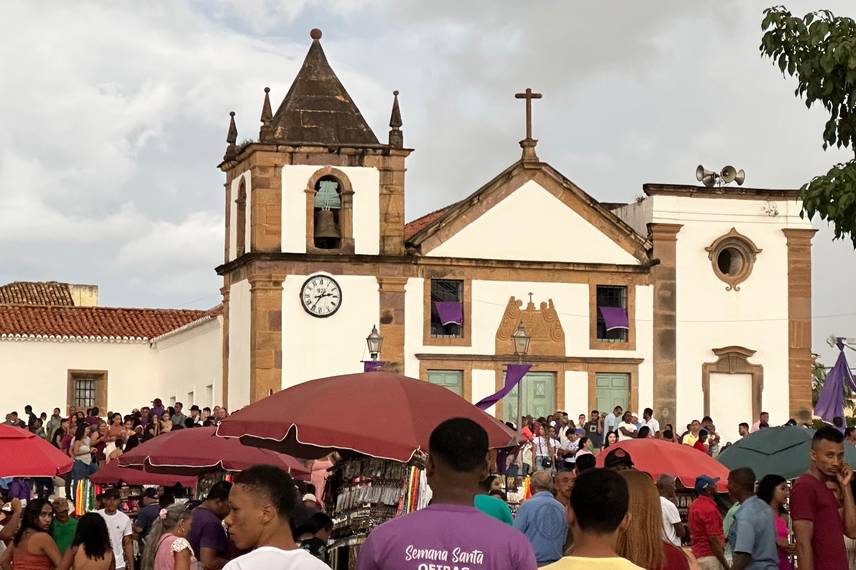 Governador participa da Procissão do Bom Jesus dos Passos com fiéis em Oeiras Governador participa da Procissão do Bom Jesus dos Passos com fiéis em Oeiras