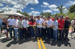 Governador Rafael Fonteles inaugura 22 km de asfalto entre Boqueirão e Boa Hora (Foto: Conecta Piauí) Governador Rafael Fonteles inaugura 22 km de asfalto entre Boqueirão e Boa Hora (Foto: Conecta Piauí)