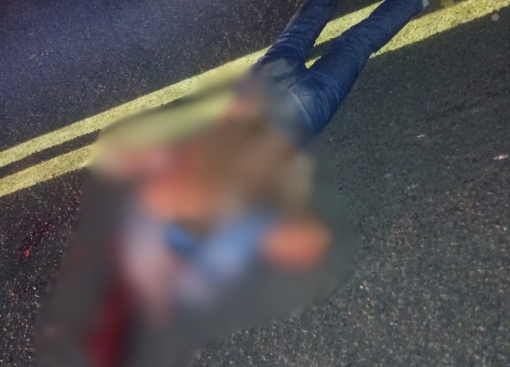 Idoso colide moto contra animal e tem cabeça esmagada por ônibus em Beneditinos