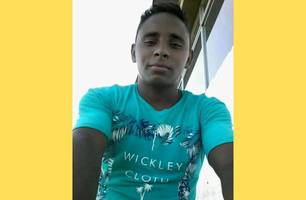 Jovem conhecido como "Peteca" é assassinado com tiro na cabeça em União (Foto: Reprodução) Jovem conhecido como "Peteca" é assassinado com tiro na cabeça em União (Foto: Reprodução)
