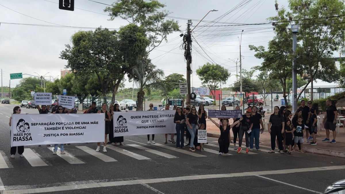 Mãe está há dois anos sem ver filhas após justiça favorecer ex, que é médico