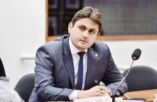 Ministro Juscelino Filho decide pedir demissão após ser denunciado pela PGR (Foto: Reprodução) Ministro Juscelino Filho decide pedir demissão após ser denunciado pela PGR (Foto: Reprodução)