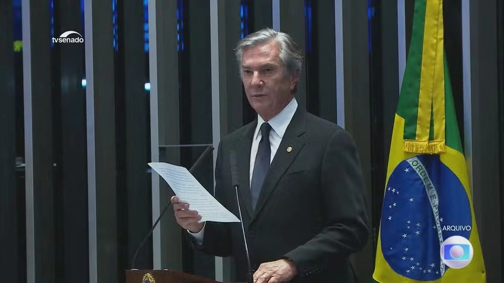 Moraes rejeita recursos de Collor e determina prisão do ex-presidente