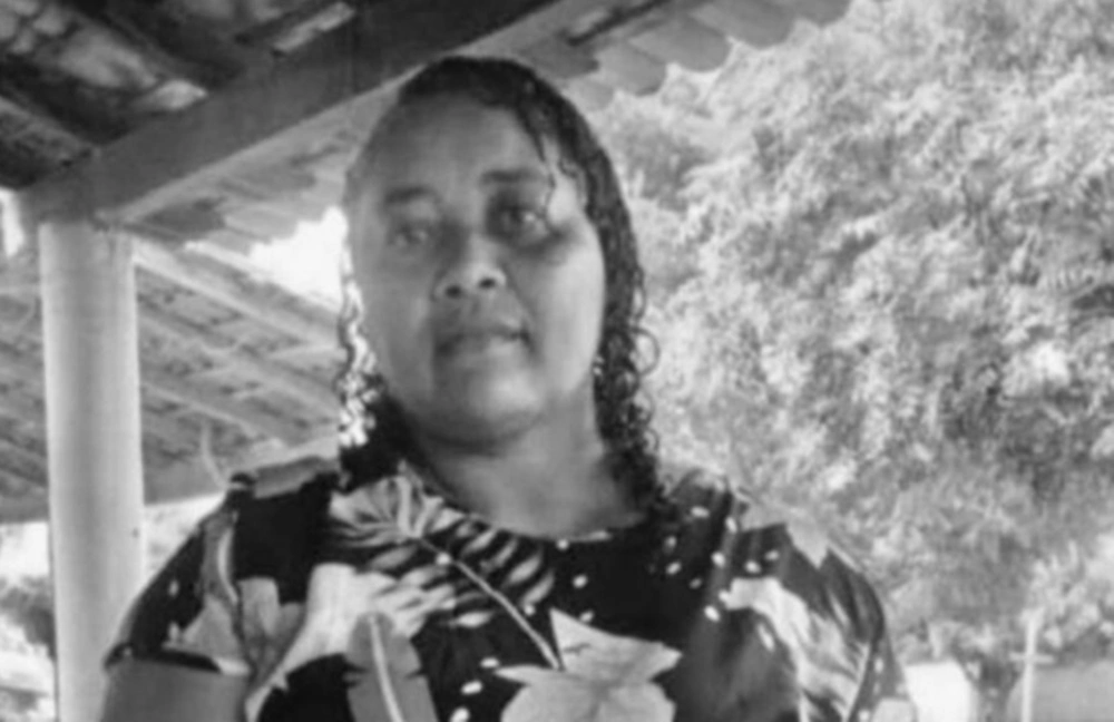 Mulher morre e outras duas pessoas ficam feridas em acidente de moto no Piauí