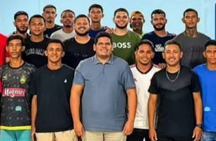 Prefeito de Madeiro se reúne com seleção local para discutir Campeonato APPM (Foto: Reprodução) Prefeito de Madeiro se reúne com seleção local para discutir Campeonato APPM (Foto: Reprodução)