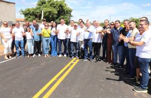 Prefeito Rogério Castro inaugura obra de asfaltamento da estrada do São Vitor em São Raimundo Nonato (Foto: Reprodução - Redes sociais)