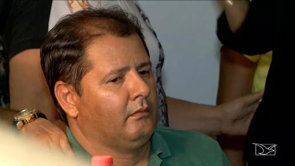 Acima o acusado Manoel Mariano de Sousa Filho e abaixo o pai dele, ex-prefeito de Barra do Corda