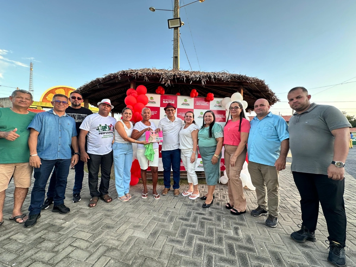 Alunos do EJA de São João do Arraial são beneficiados com doação de óculos de grau