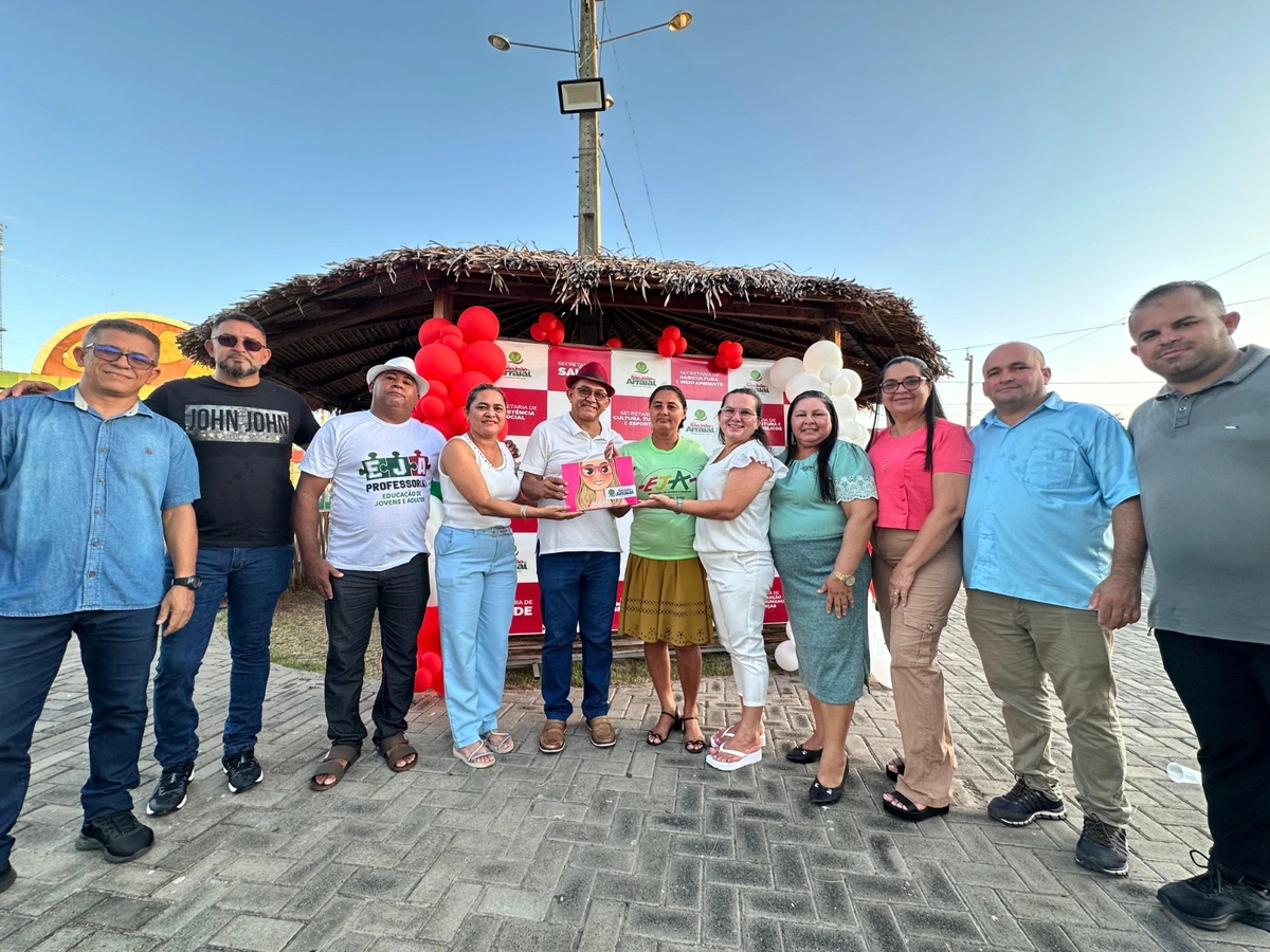 Alunos do EJA de São João do Arraial são beneficiados com doação de óculos de grau