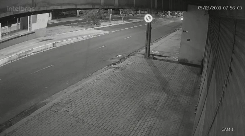 Câmeras de segurança registram execução na zona Sul de Teresina
