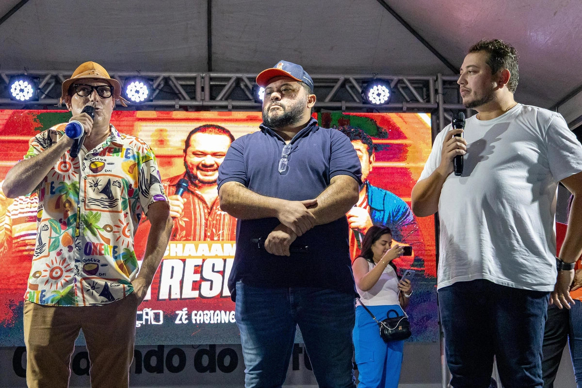'Chama na Resenha' leva multidão à Praça Principal de Lagoa do Piauí