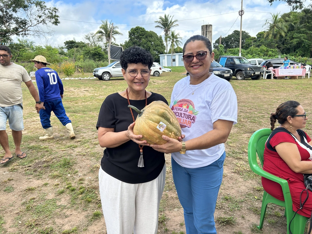 Com apoio da SAF, feira impulsiona comercialização da produção de mulheres de assentamento na zona rural de Teresina