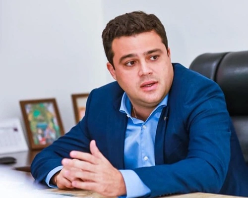 Deputado estadual Leandro Bello