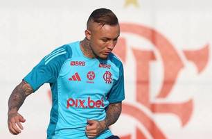 Desfalques na Libertadores? Flamengo divulga boletim médico de Cebolinha, Varela e Plata (Foto: Foto: Divulgação/Flamengo)