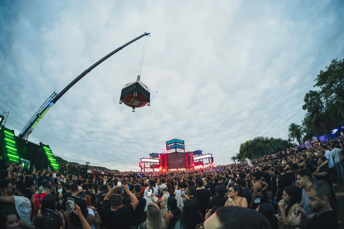 É neste sábado: Love Again 2025, a maior festa de música eletrônica do Nordeste
