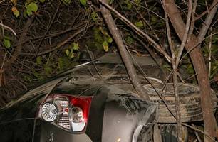 Empresário perde controle e capota carro na PI-243, entre Jaicós e Belém do Piauí (Foto: Reprodução/Cidadesnanet)