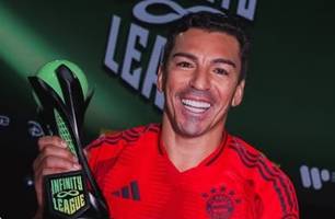 Ex-zagueiro pentacampeão Lúcio é internado após acidente doméstico (Foto: Reprodução)