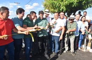 Governador em exercício Severo Eulálio em Sussuapara (Foto: Francisco Leal)