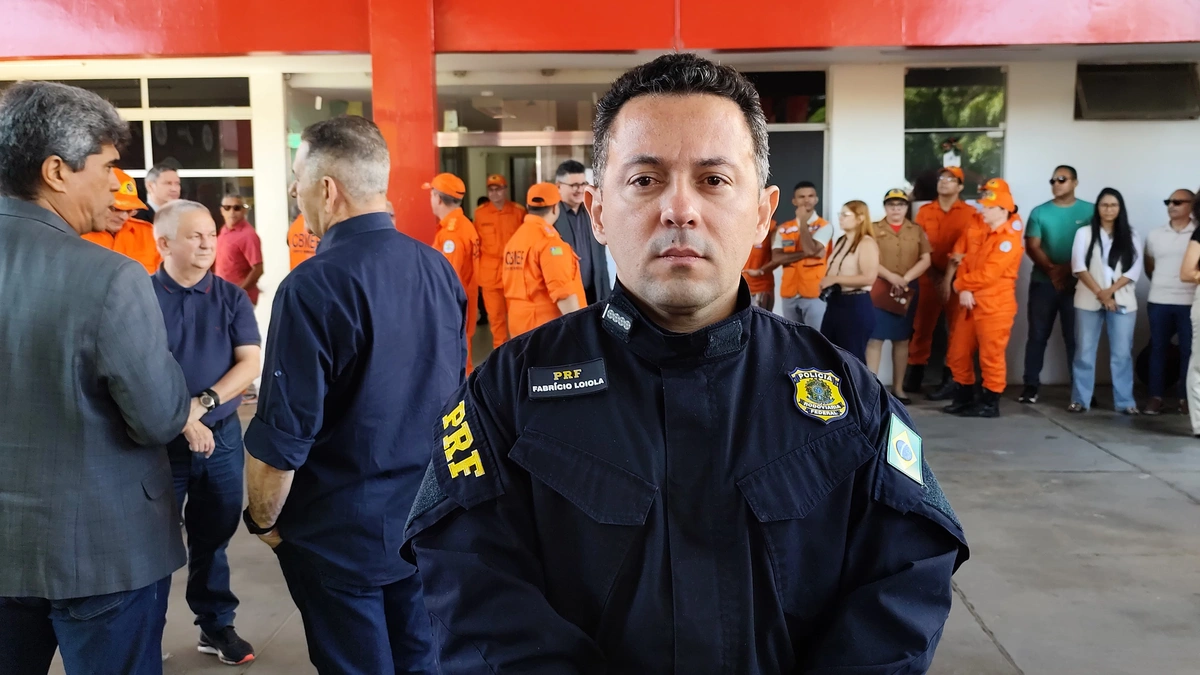 Governo do Piauí entrega R$ 10 milhões em equipamentos ao Corpo de Bombeiros