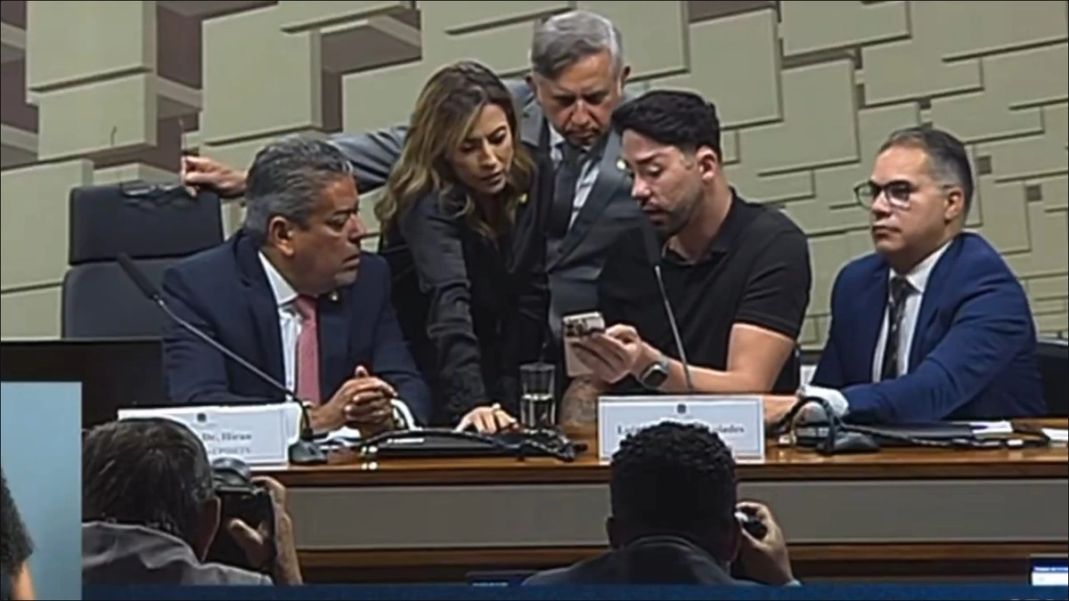 Influenciador Rico Melquiades demonstra apostas em CPI das Bets